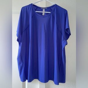 Women’s blue athleta shirt